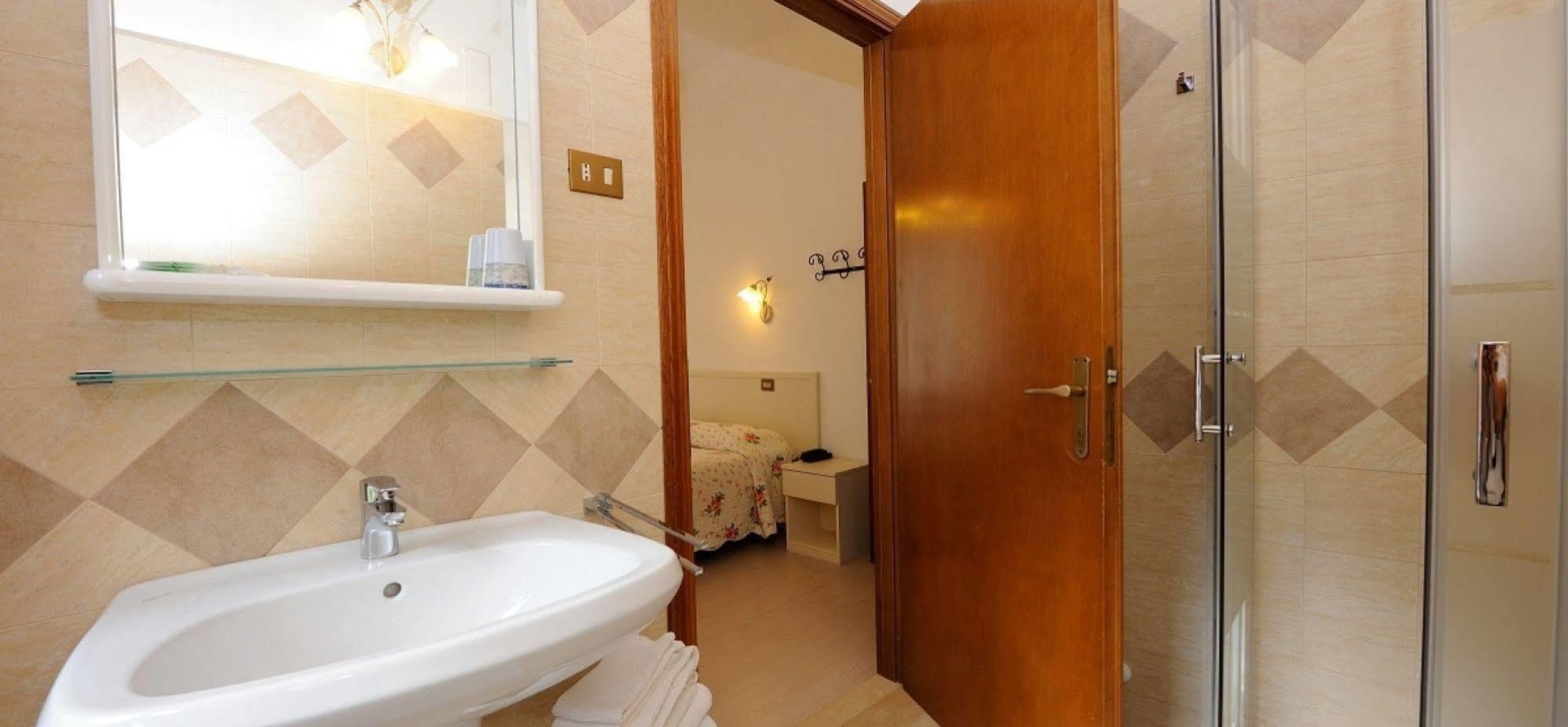 Hotel San Sebastiano Perugia Ngoại thất bức ảnh