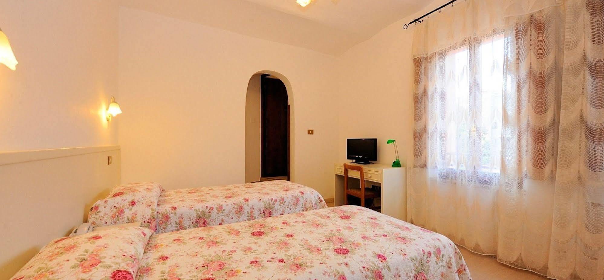 Hotel San Sebastiano Perugia Ngoại thất bức ảnh